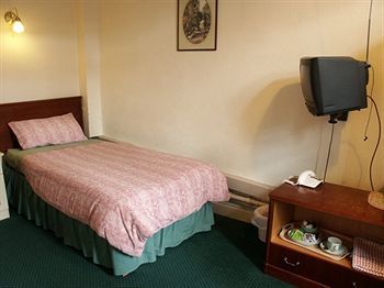 Victoria Inn Олстон Екстер'єр фото
