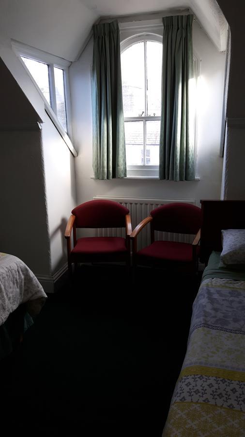Victoria Inn Олстон Екстер'єр фото