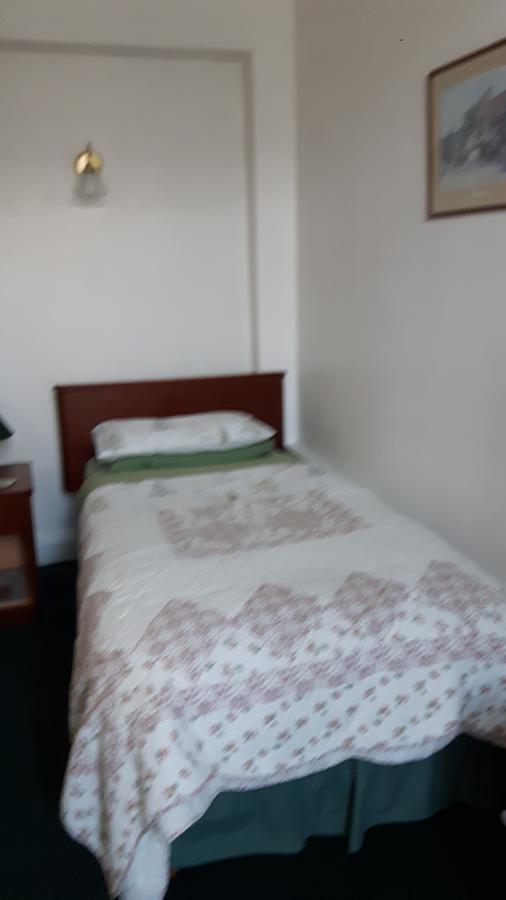 Victoria Inn Олстон Екстер'єр фото