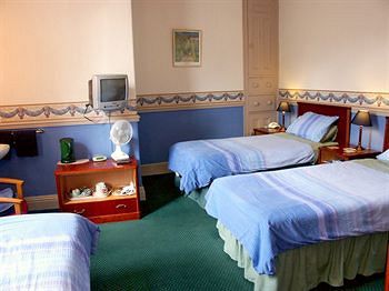 Victoria Inn Олстон Екстер'єр фото
